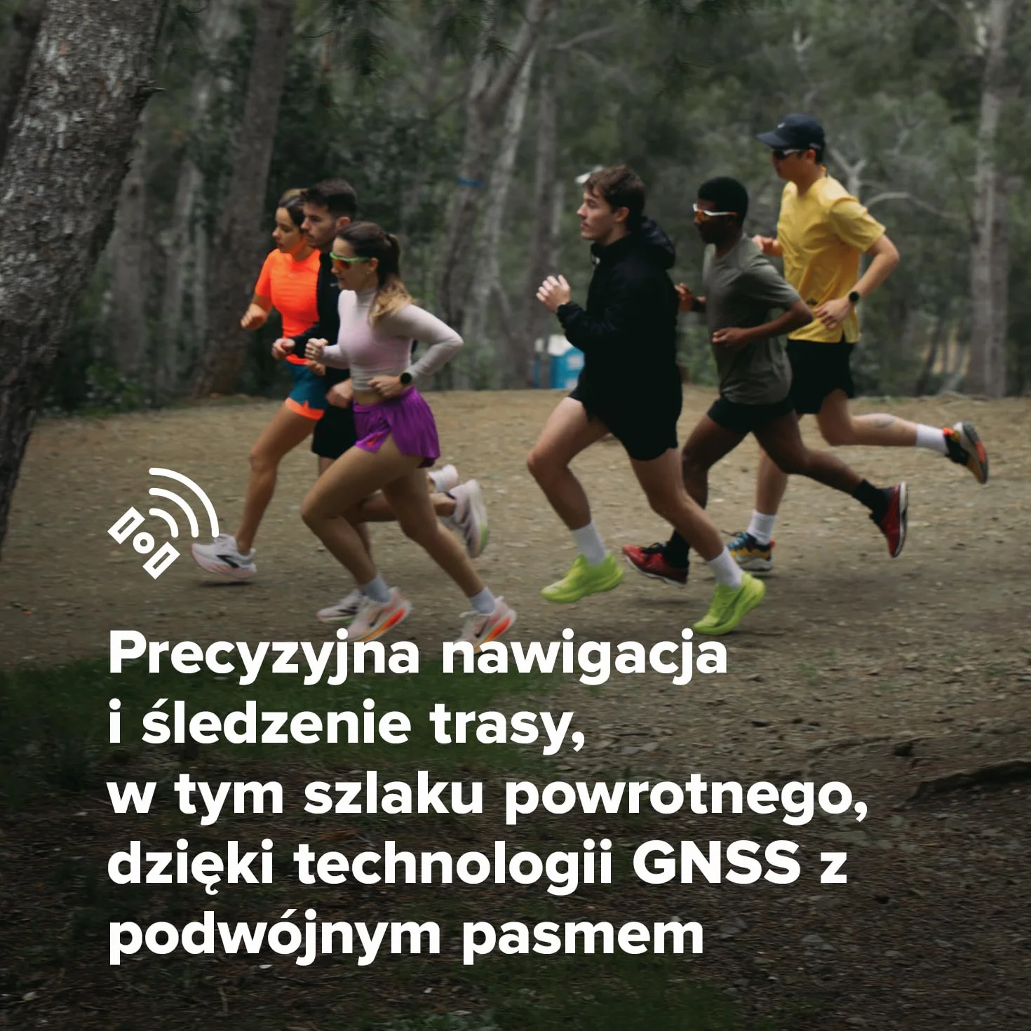 SUUNTO Run zegarek do biegania GPS, ekran dotykowy AMOLED 1,32", lekki, multisport, monitor aktywności, precyzyjny GPS, śledzenie tętna/snu, czas pracy baterii 12 dni, pamięć muzyczna 4 GB offline