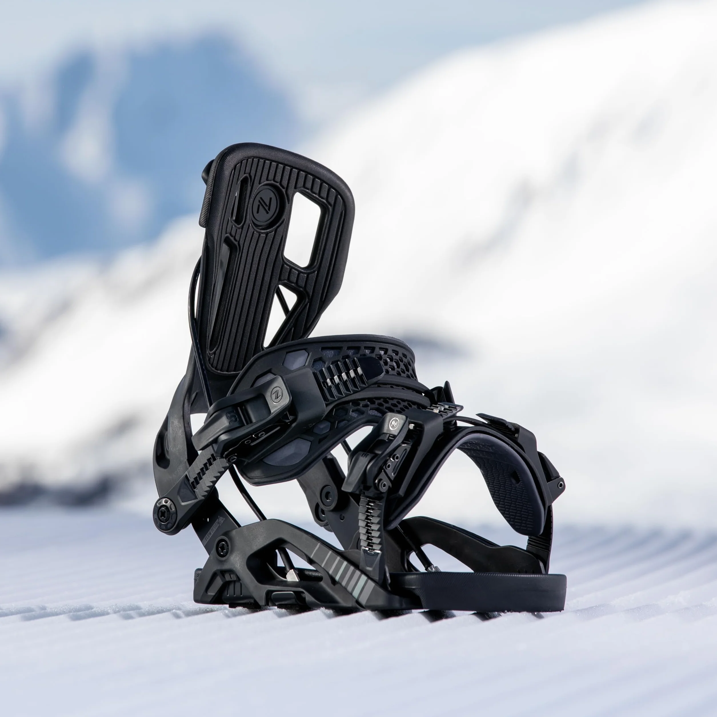Nidecker Flow Fuse Snowboard Bindings Speed-Entry Fusion PowerStrap Glass Filled Nylonowa Płyta Bazowa