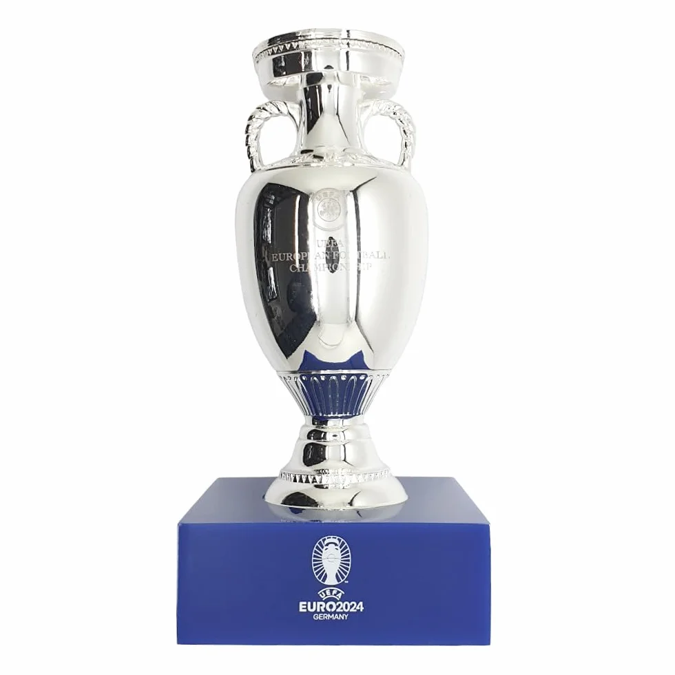 Replika 3D Trophy 150 mm wielokolorowa 45 mm
