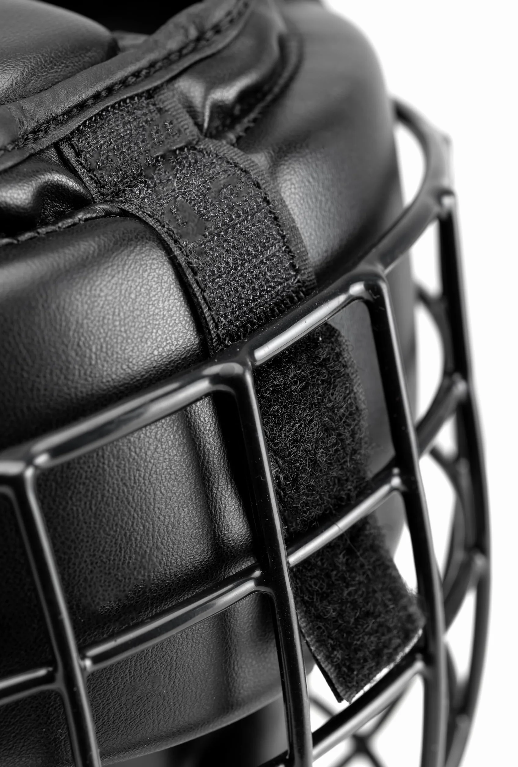 Evolution kask bokserski ze sztucznej skóry z metalową siatką ochrona głowy boks kickboxing MMA