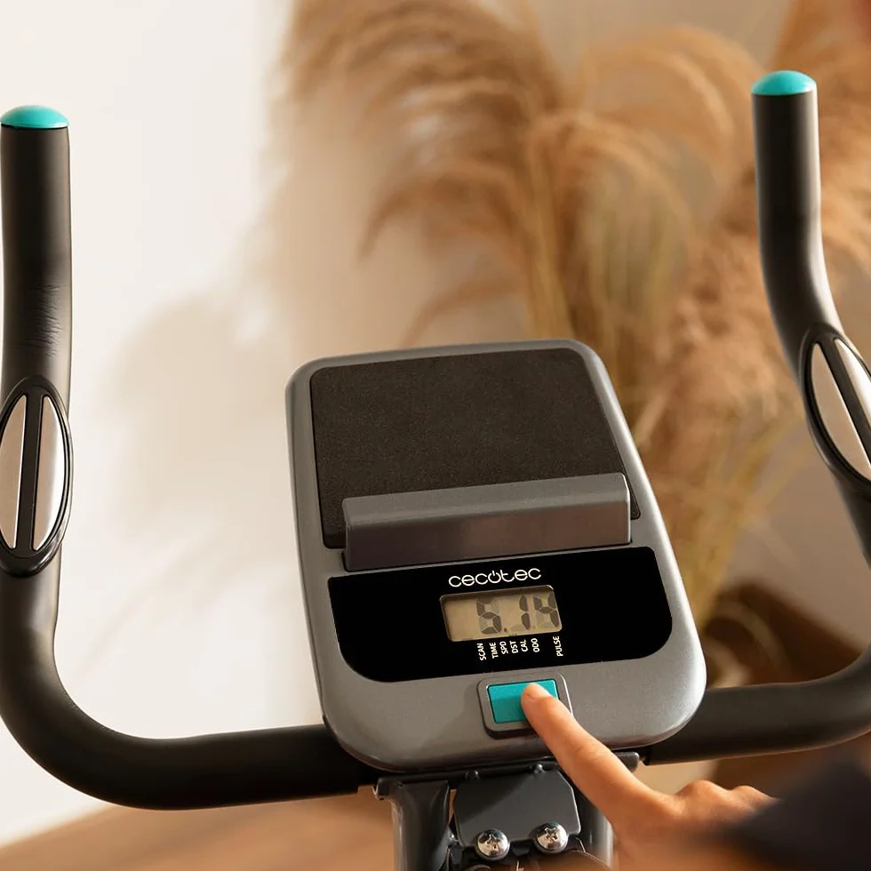Cecotec X-Bike Składany rower treningowy z systemem Silence Fit, oparciem, regulowaną kierownicą i siodełkiem, pulsometrem, wyświetlaczem LCD