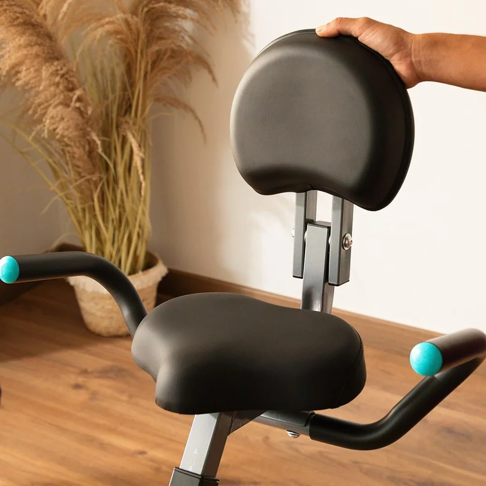 Cecotec X-Bike Składany rower treningowy z systemem Silence Fit, oparciem, regulowaną kierownicą i siodełkiem, pulsometrem, wyświetlaczem LCD