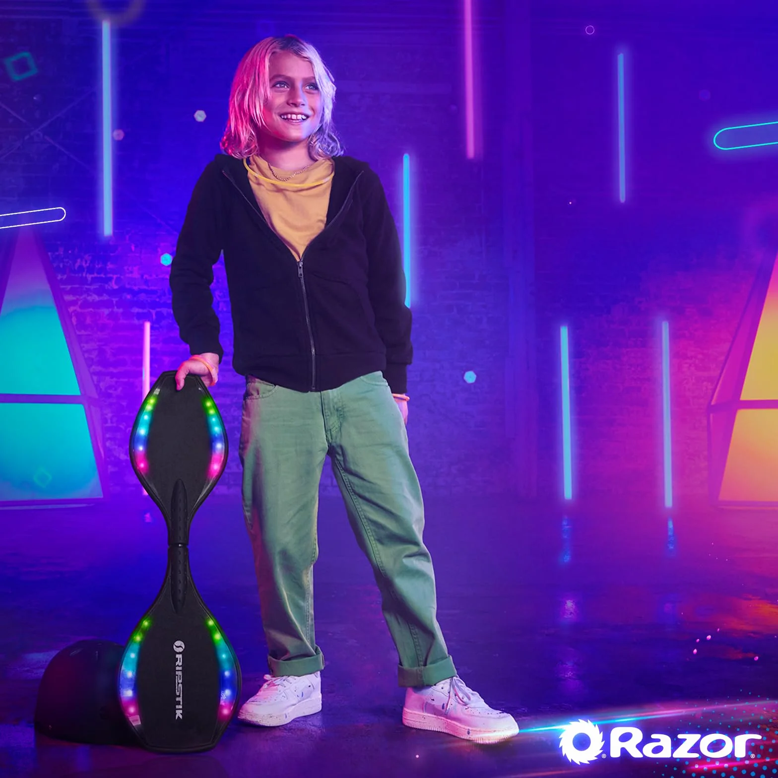 Razor RipStik Ripster Lightshow – podświetlana deska na dwa kółka z kółkami 360 stopni, kompaktowa i lekka, dla dzieci i nastolatków, czarna