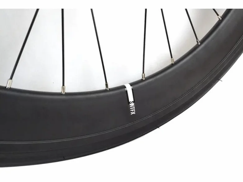 Zestaw kół Santafixie 700C 60 mm – pojedyncza prędkość – piasta Flip-Flop, aluminium, 700 x 25C, ochrona przed przebiciem i kamerami