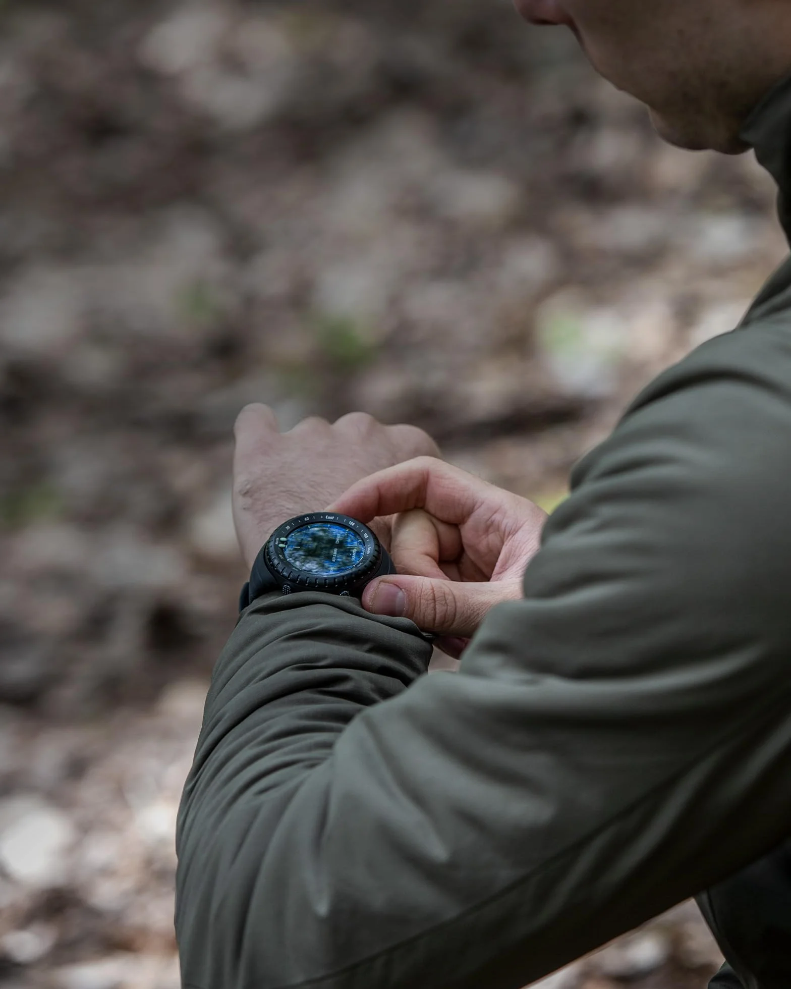 SUUNTO Core Zegarek Terenowy z Wysokościomierzem, Barometrem i Kompasem