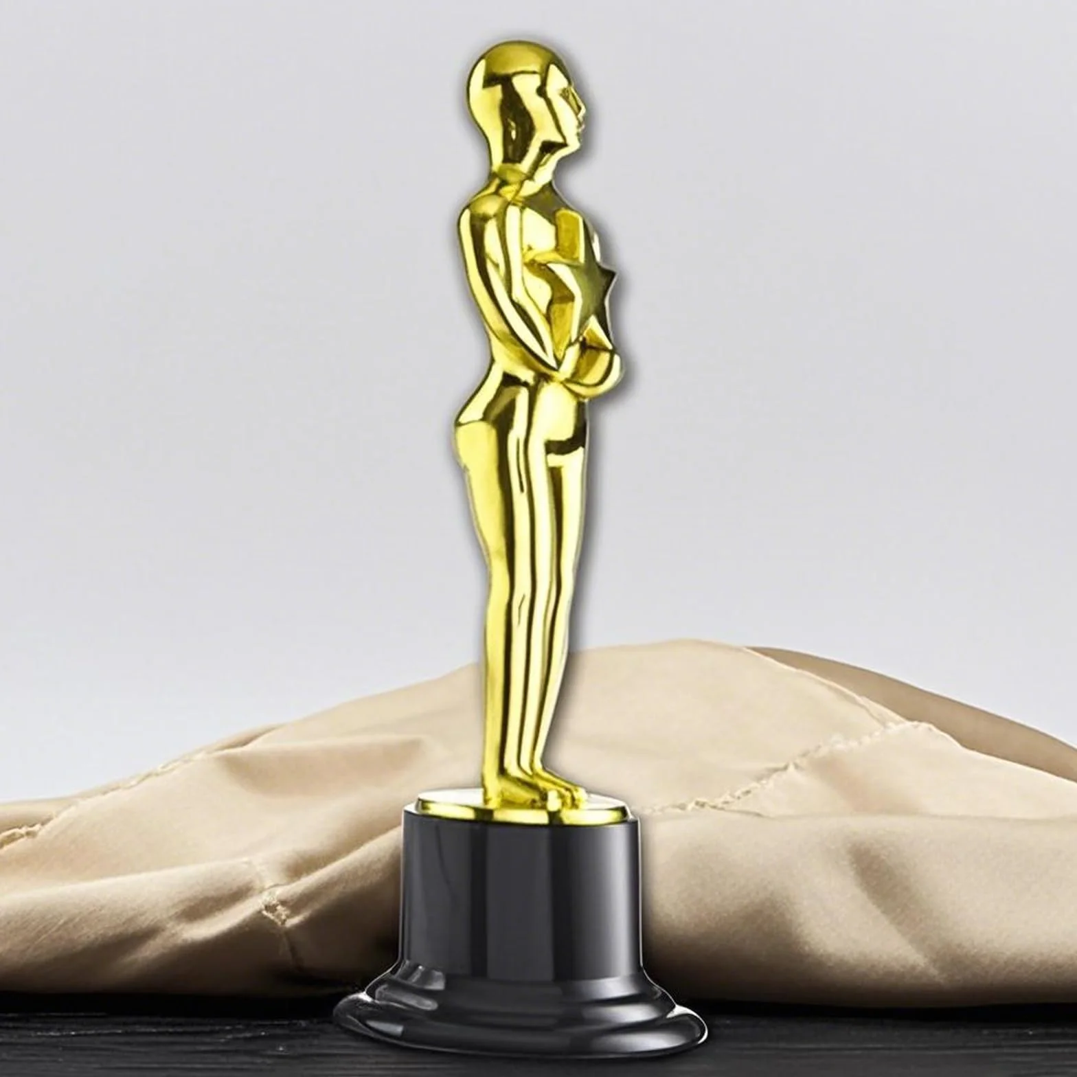 8 sztuk złotych trofeów, złote statuetki trofeów, na ceremonię nagród, nagrody imprezowe, uroczystości sportowe (15 cm / 5,90 cala)